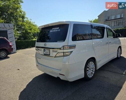 Білий Тойота Веллфаір, об'ємом двигуна 2.4 л та пробігом 84 тис. км за 16300 $, фото 8 на Automoto.ua
