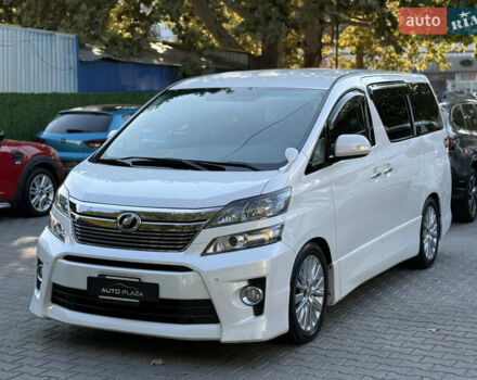 Білий Тойота Веллфаір, об'ємом двигуна 2.36 л та пробігом 84 тис. км за 16500 $, фото 4 на Automoto.ua