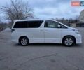Белый Тойота Веллфаир, объемом двигателя 2.4 л и пробегом 97 тыс. км за 16900 $, фото 7 на Automoto.ua
