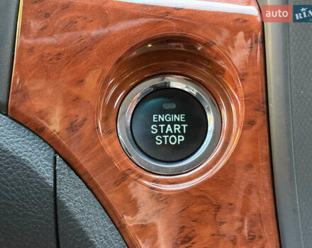 Білий Тойота Веллфаір, об'ємом двигуна 2.36 л та пробігом 84 тис. км за 16500 $, фото 52 на Automoto.ua