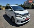 Білий Тойота Веллфаір, об'ємом двигуна 2.4 л та пробігом 84 тис. км за 18500 $, фото 1 на Automoto.ua