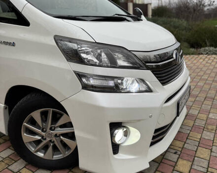 Білий Тойота Веллфаір, об'ємом двигуна 2.36 л та пробігом 69 тис. км за 23500 $, фото 13 на Automoto.ua