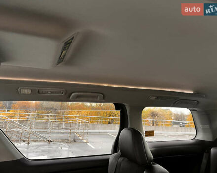 Білий Тойота Веллфаір, об'ємом двигуна 2.36 л та пробігом 82 тис. км за 18500 $, фото 9 на Automoto.ua