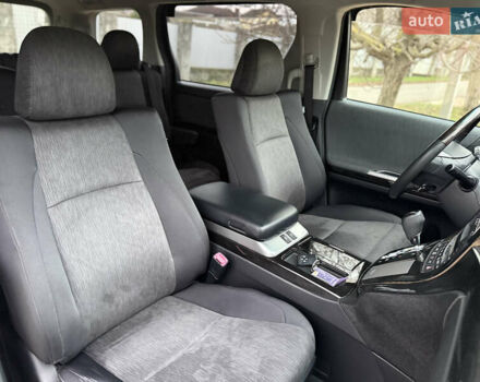 Білий Тойота Веллфаір, об'ємом двигуна 2.36 л та пробігом 69 тис. км за 23500 $, фото 119 на Automoto.ua