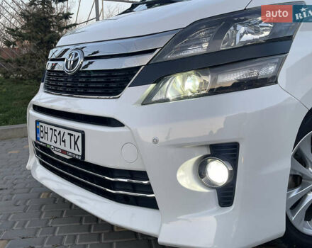 Белый Тойота Веллфаир, объемом двигателя 0 л и пробегом 89 тыс. км за 17900 $, фото 27 на Automoto.ua