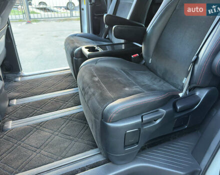 Белый Тойота Веллфаир, объемом двигателя 2.36 л и пробегом 57 тыс. км за 19200 $, фото 26 на Automoto.ua