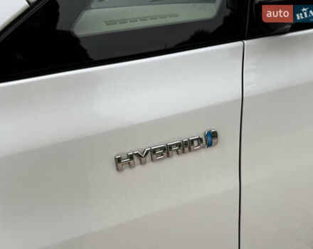 Білий Тойота Веллфаір, об'ємом двигуна 2.36 л та пробігом 69 тис. км за 23500 $, фото 26 на Automoto.ua