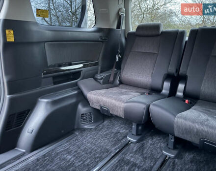 Білий Тойота Веллфаір, об'ємом двигуна 2.36 л та пробігом 69 тис. км за 23500 $, фото 135 на Automoto.ua