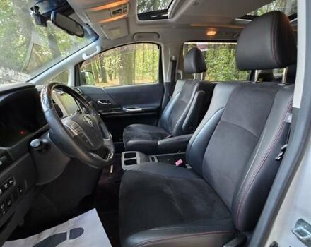 Білий Тойота Веллфаір, об'ємом двигуна 2.4 л та пробігом 97 тис. км за 18500 $, фото 25 на Automoto.ua