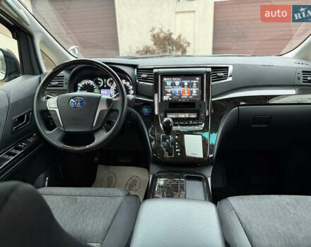 Білий Тойота Веллфаір, об'ємом двигуна 2.36 л та пробігом 69 тис. км за 23500 $, фото 103 на Automoto.ua