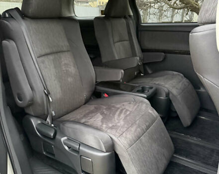 Білий Тойота Веллфаір, об'ємом двигуна 2.36 л та пробігом 69 тис. км за 23500 $, фото 123 на Automoto.ua