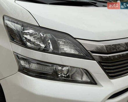 Білий Тойота Веллфаір, об'ємом двигуна 2.36 л та пробігом 69 тис. км за 23500 $, фото 25 на Automoto.ua