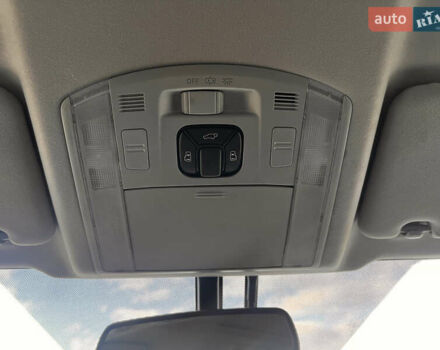 Білий Тойота Веллфаір, об'ємом двигуна 2.36 л та пробігом 82 тис. км за 18500 $, фото 28 на Automoto.ua