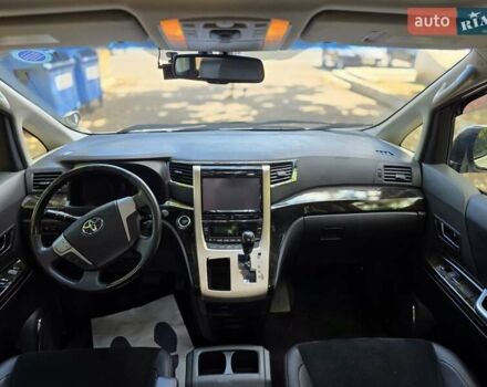 Білий Тойота Веллфаір, об'ємом двигуна 2.4 л та пробігом 97 тис. км за 18500 $, фото 34 на Automoto.ua