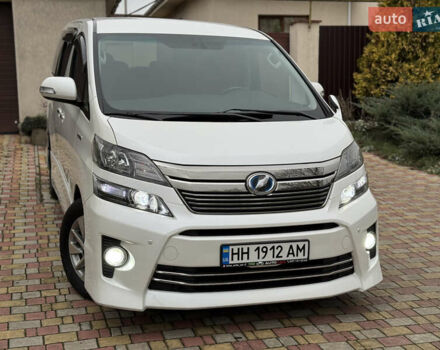 Білий Тойота Веллфаір, об'ємом двигуна 2.36 л та пробігом 69 тис. км за 23500 $, фото 9 на Automoto.ua