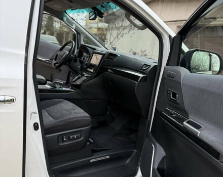 Білий Тойота Веллфаір, об'ємом двигуна 2.36 л та пробігом 69 тис. км за 23500 $, фото 90 на Automoto.ua