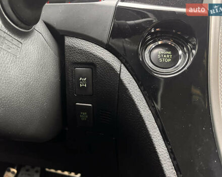 Білий Тойота Веллфаір, об'ємом двигуна 2.36 л та пробігом 82 тис. км за 18500 $, фото 26 на Automoto.ua