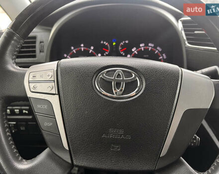 Білий Тойота Веллфаір, об'ємом двигуна 2.36 л та пробігом 82 тис. км за 18500 $, фото 24 на Automoto.ua