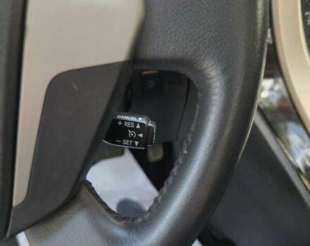 Білий Тойота Веллфаір, об'ємом двигуна 2.4 л та пробігом 97 тис. км за 18500 $, фото 18 на Automoto.ua