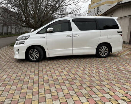 Білий Тойота Веллфаір, об'ємом двигуна 2.36 л та пробігом 69 тис. км за 23500 $, фото 6 на Automoto.ua