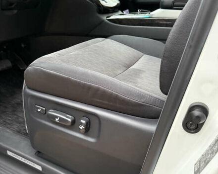 Білий Тойота Веллфаір, об'ємом двигуна 2.36 л та пробігом 69 тис. км за 23500 $, фото 84 на Automoto.ua