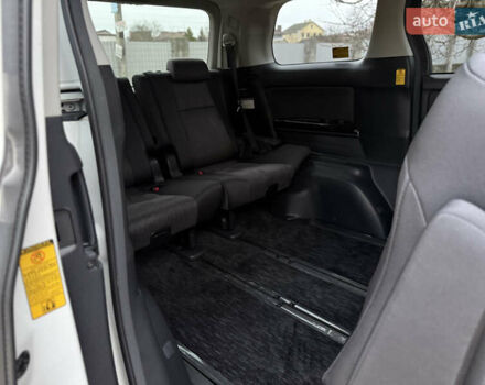 Білий Тойота Веллфаір, об'ємом двигуна 2.36 л та пробігом 69 тис. км за 23500 $, фото 116 на Automoto.ua