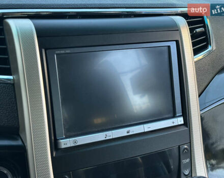 Белый Тойота Веллфаир, объемом двигателя 2.36 л и пробегом 57 тыс. км за 19200 $, фото 47 на Automoto.ua