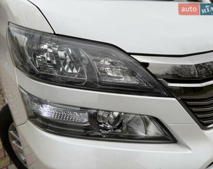 Білий Тойота Веллфаір, об'ємом двигуна 2.36 л та пробігом 69 тис. км за 23500 $, фото 29 на Automoto.ua