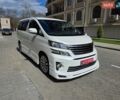 Белый Тойота Веллфаир, объемом двигателя 2.4 л и пробегом 87 тыс. км за 18500 $, фото 1 на Automoto.ua