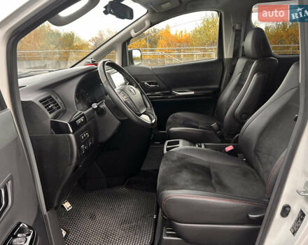 Білий Тойота Веллфаір, об'ємом двигуна 2.36 л та пробігом 82 тис. км за 18500 $, фото 20 на Automoto.ua