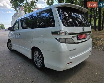 Білий Тойота Веллфаір, об'ємом двигуна 2.4 л та пробігом 97 тис. км за 18500 $, фото 9 на Automoto.ua