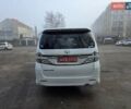 Білий Тойота Веллфаір, об'ємом двигуна 2.4 л та пробігом 87 тис. км за 18300 $, фото 6 на Automoto.ua