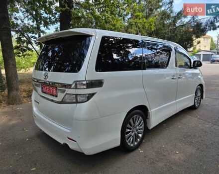 Білий Тойота Веллфаір, об'ємом двигуна 2.4 л та пробігом 97 тис. км за 18500 $, фото 4 на Automoto.ua