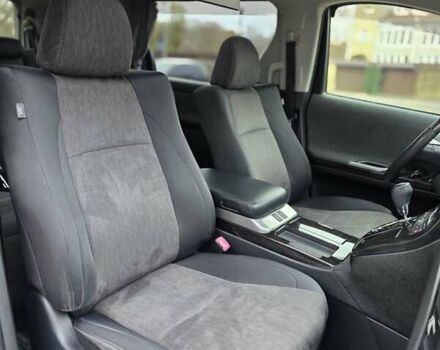 Белый Тойота Веллфаир, объемом двигателя 2.4 л и пробегом 81 тыс. км за 23000 $, фото 45 на Automoto.ua