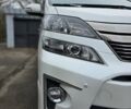 Белый Тойота Веллфаир, объемом двигателя 2.4 л и пробегом 81 тыс. км за 23000 $, фото 5 на Automoto.ua
