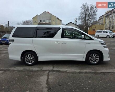 Белый Тойота Веллфаир, объемом двигателя 2.4 л и пробегом 81 тыс. км за 23000 $, фото 10 на Automoto.ua