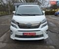 Белый Тойота Веллфаир, объемом двигателя 2.4 л и пробегом 81 тыс. км за 23000 $, фото 2 на Automoto.ua