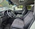 Белый Тойота Веллфаир, объемом двигателя 2.4 л и пробегом 81 тыс. км за 23000 $, фото 17 на Automoto.ua