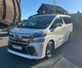 Білий Тойота Веллфаір, об'ємом двигуна 2.5 л та пробігом 80 тис. км за 32900 $, фото 1 на Automoto.ua