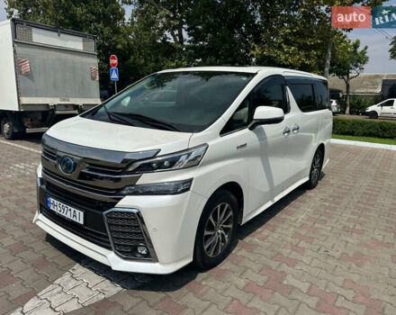 Белый Тойота Веллфаир, объемом двигателя 2.5 л и пробегом 80 тыс. км за 35990 $, фото 1 на Automoto.ua