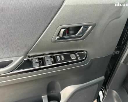 Черный Тойота Веллфаир, объемом двигателя 2.4 л и пробегом 150 тыс. км за 14890 $, фото 34 на Automoto.ua