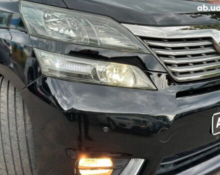 Черный Тойота Веллфаир, объемом двигателя 2.4 л и пробегом 150 тыс. км за 14890 $, фото 4 на Automoto.ua