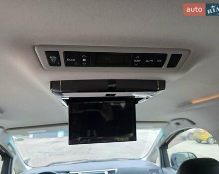 Черный Тойота Веллфаир, объемом двигателя 2.4 л и пробегом 96 тыс. км за 18000 $, фото 32 на Automoto.ua