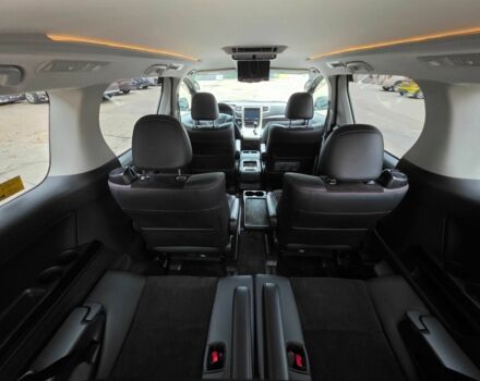 Чорний Тойота Веллфаір, об'ємом двигуна 2.4 л та пробігом 96 тис. км за 18000 $, фото 17 на Automoto.ua