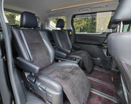 Чорний Тойота Веллфаір, об'ємом двигуна 2.4 л та пробігом 96 тис. км за 18000 $, фото 18 на Automoto.ua