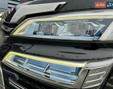 Черный Тойота Веллфаир, объемом двигателя 2.5 л и пробегом 92 тыс. км за 39000 $, фото 9 на Automoto.ua