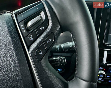 Черный Тойота Веллфаир, объемом двигателя 2.5 л и пробегом 92 тыс. км за 39000 $, фото 28 на Automoto.ua