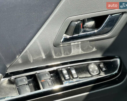 Фиолетовый Тойота Веллфаир, объемом двигателя 2.4 л и пробегом 77 тыс. км за 17600 $, фото 17 на Automoto.ua