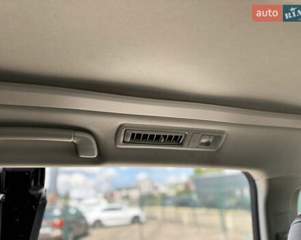 Фиолетовый Тойота Веллфаир, объемом двигателя 2.4 л и пробегом 77 тыс. км за 17600 $, фото 28 на Automoto.ua