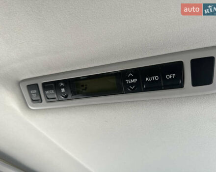 Фиолетовый Тойота Веллфаир, объемом двигателя 2.4 л и пробегом 77 тыс. км за 17600 $, фото 27 на Automoto.ua